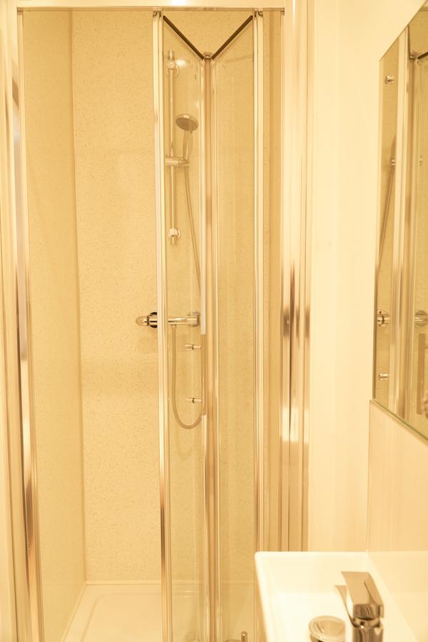 Unity House Serviced Apartments ลูตัน ภายนอก รูปภาพ
